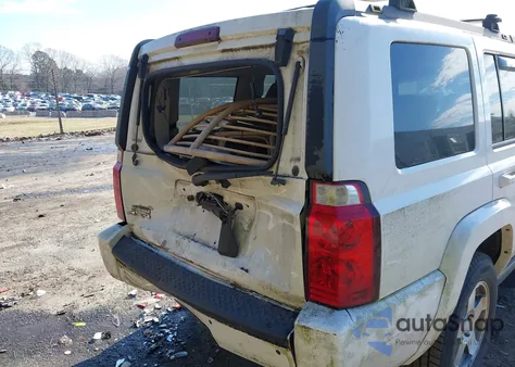 2010 Jeep Commander Sport из США, поврежденный, VIN 1J4RG4GK4AC106902